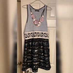 Used Shulami dress. Good condition, side zipper.